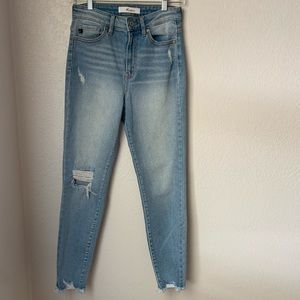 KanCan Estilo light colored jeans